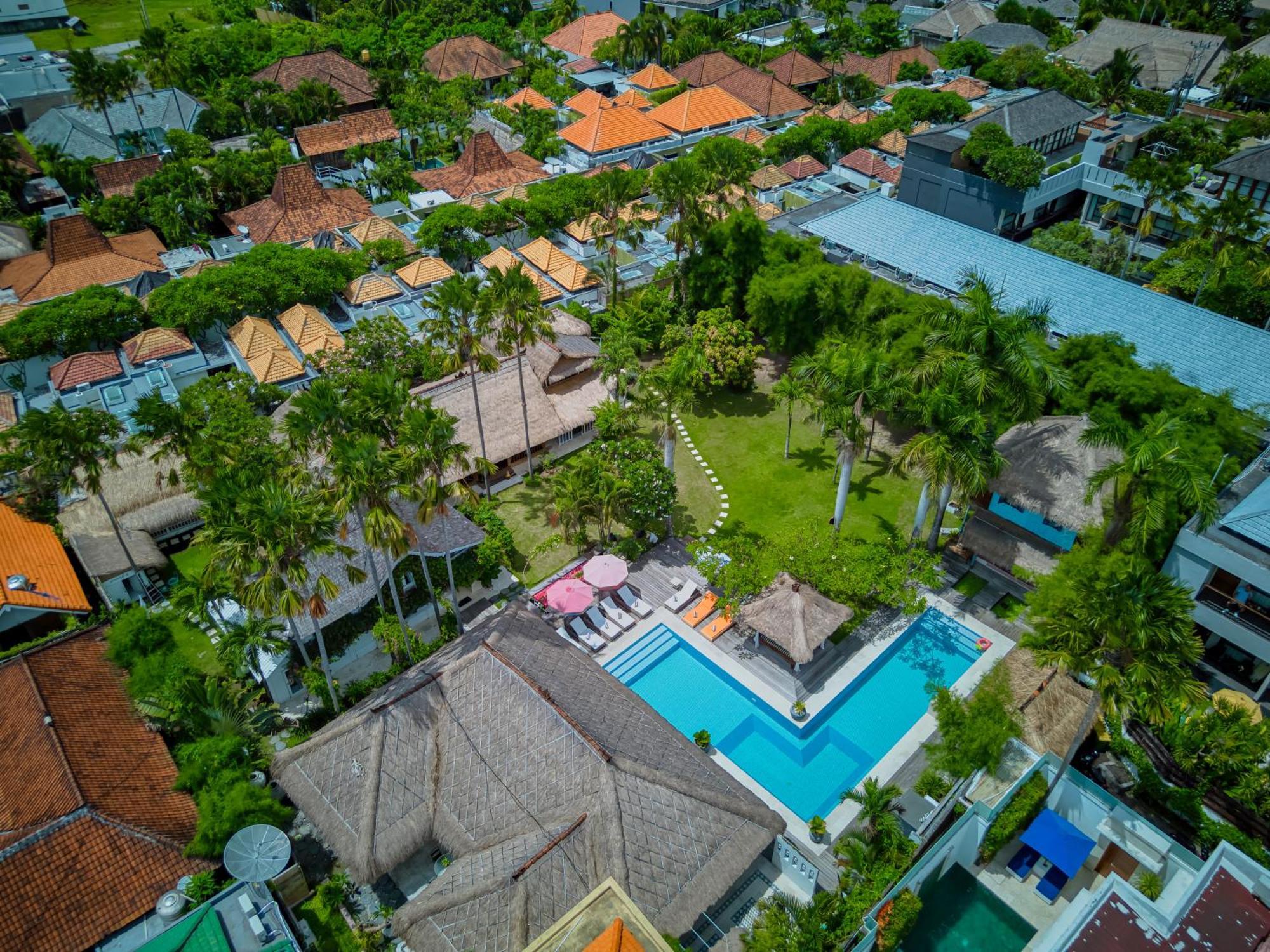 Villa Kalis, 10 Bedroom Family And Group Villa Seminyak Exterior foto