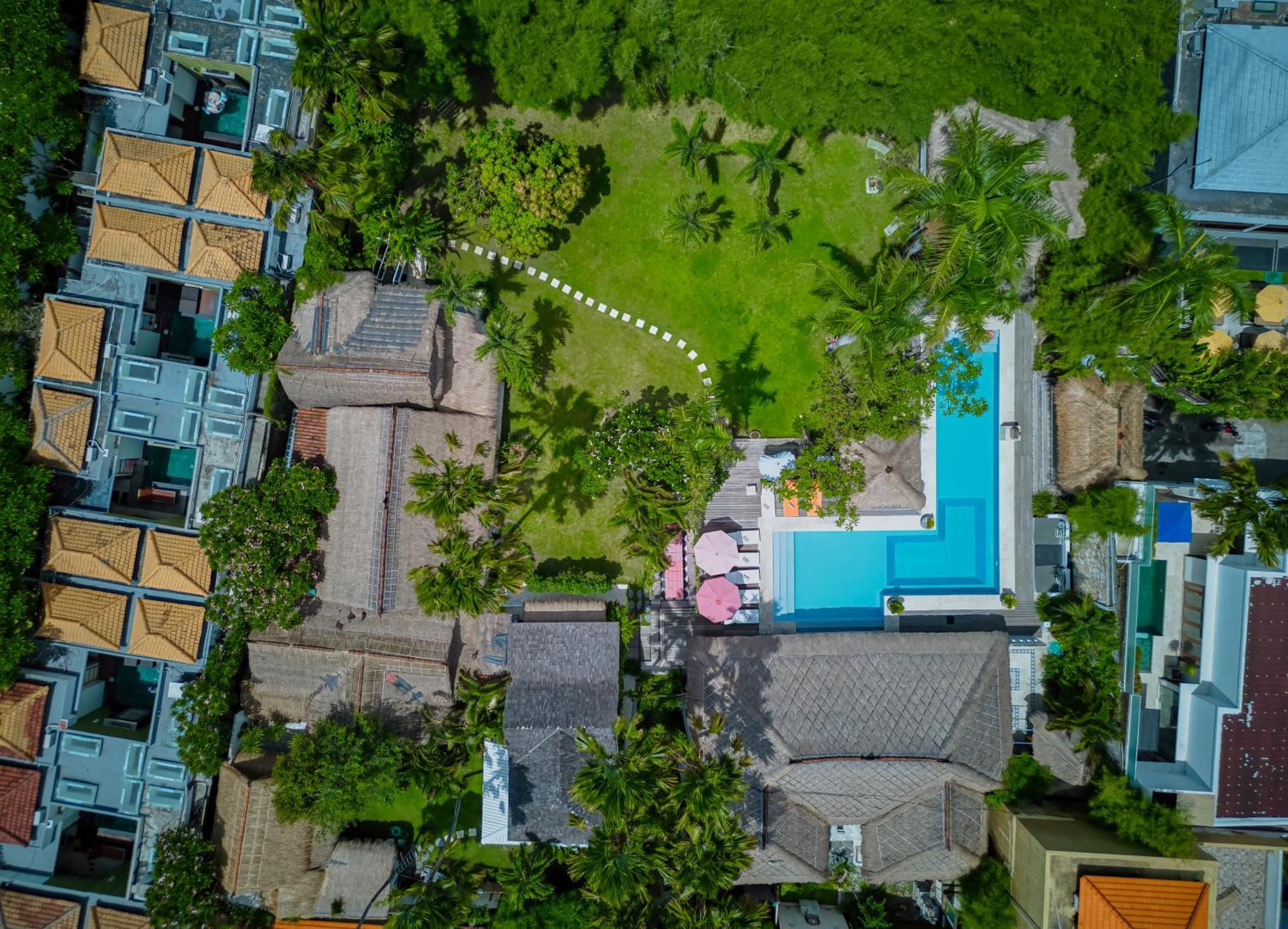 Villa Kalis, 10 Bedroom Family And Group Villa Seminyak Exterior foto