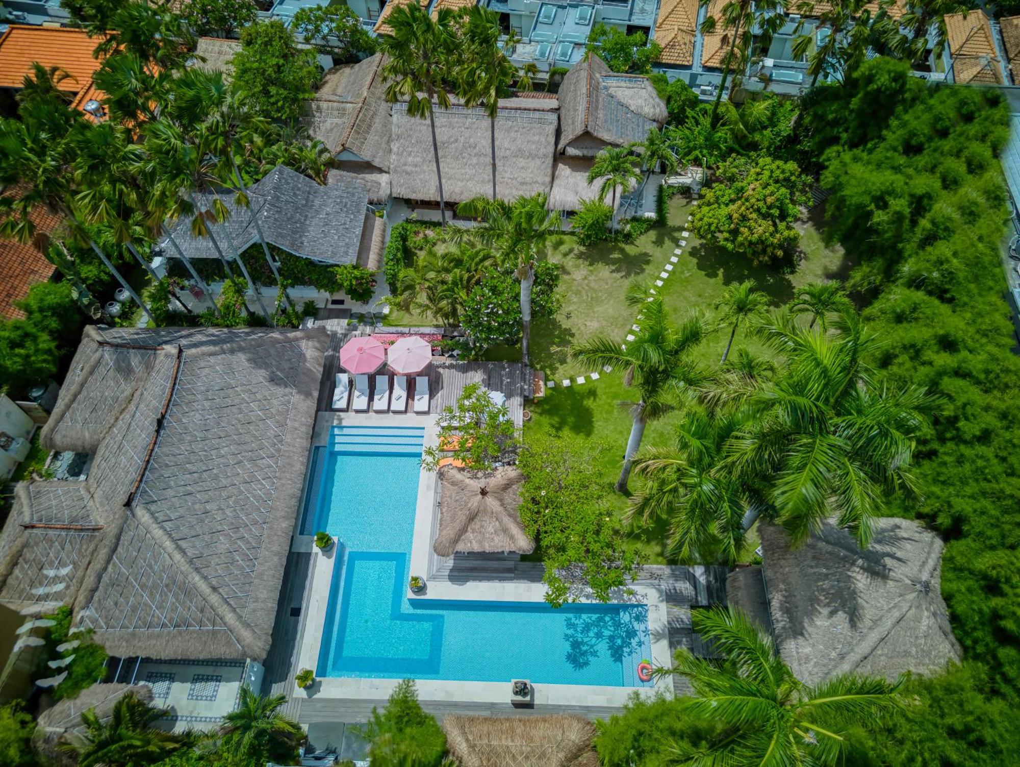 Villa Kalis, 10 Bedroom Family And Group Villa Seminyak Exterior foto